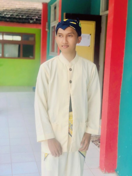 M. LUTHFI MUBAROK, S. Pd